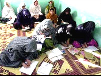  "دوست داريم بيا موريم"