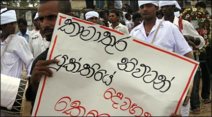 Funeral of the two youths in Angulana (photo: KS Udayakumar)