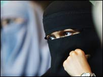 İngiltereli Müslüman kadın