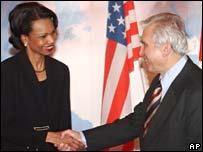 Condoleezza Rice e o ministro das Relações Exteriores da Polônia, Adam Rotfeld 