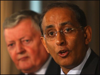 हारून लॉरगेट और डेविड मॉर्गन