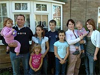 Heidi Brazier and family