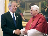 پاپ بندیکت شانزدهم و جورج بوش