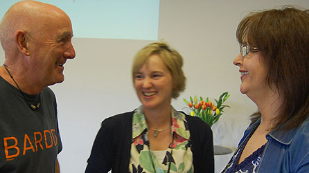 Dal pen rheswm - Dewi Pws, Efa Gruffudd Jones a Caryl Parry Jones