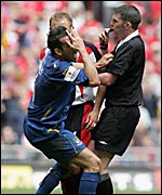 Matt Gill heabutts Craig Stanley