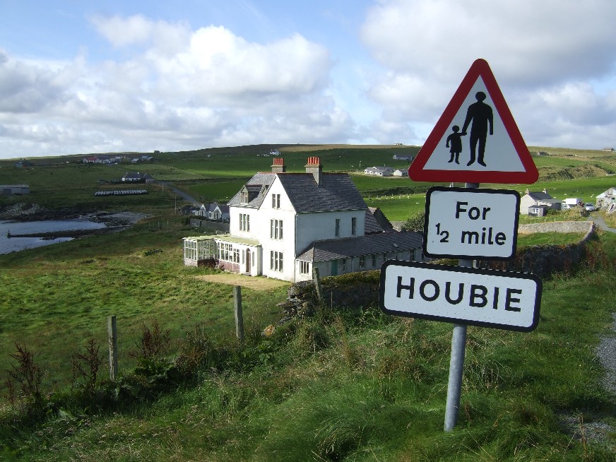 Houbie, the main population centre.