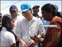 Ban Ki Moon in Manik Farm IDP camp