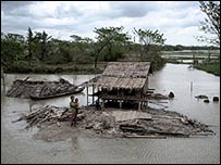 Tan hoang sau cơn lốc xoáy Nargis