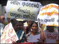 Protesting CEB workers