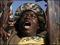 Zuma supporter outside courthouse