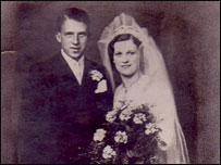 Gilly and Elsie on their wedding day