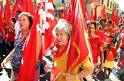 Faithful in Palm Heart Entrance.
