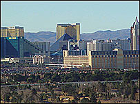 लोगों का अमीर देशों की ओर जाना बढ़ रहा है