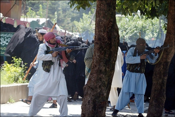  लाल मस्जिद के छात्र