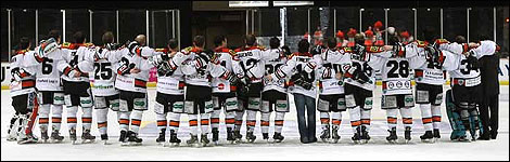 The backs of the Sheffield Steelers team 08/09 season