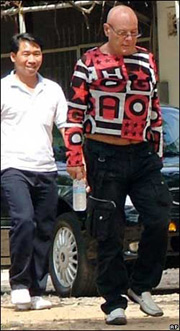 Gary Glitter lúc bị bắt