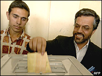 Yunus Kanuni (sağda)