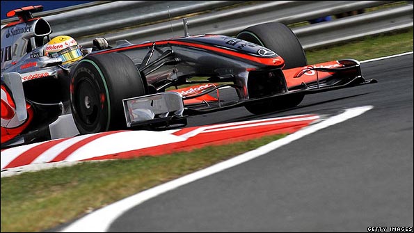 Lewis Hamilton curves at the Hungaroring