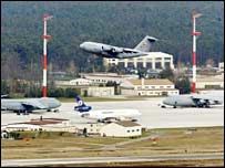 CIA'e ait olduğu belirtilen bir uçak