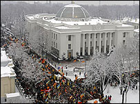 Proteste de stradă masive în Ucraina
