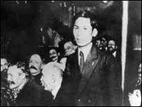 Nguyễn Ái Quốc tại đại hội đảng Xã hội Pháp ở Tour năm 1920