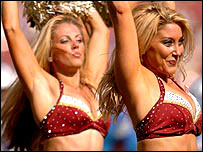 नृतकियाँ