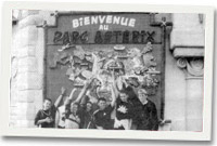 Disgyblion Bl8 Ysgol Ardudwy yn mwynhau eu hymweliad â Ffrainc