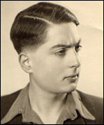 Frank Bright's visa application photo 1945