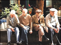 له بوډاګانوسره چال چلند