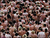 جمعیت عریان