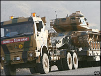 تانک های ترکیه راهی مرز با عراق