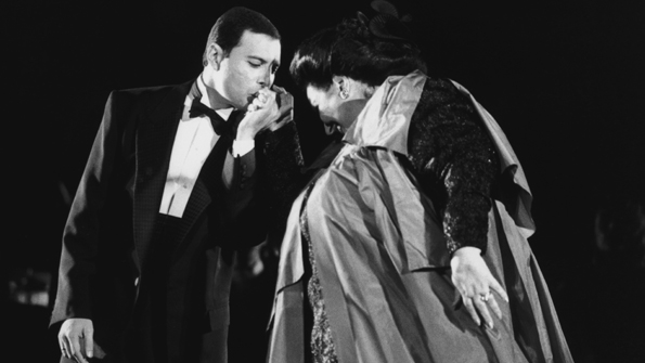 Freddie Mercury and Montserrat Caballé singing Barcelona