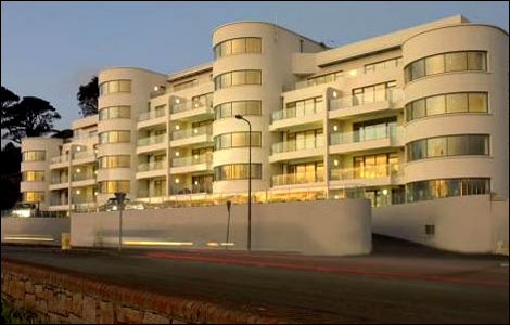 West Park Apartments 