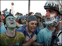 Kfar Darom'dan çıkarılan radikal eylemciler