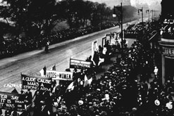 Princes St, Edinburgh Sufragette march of 1909