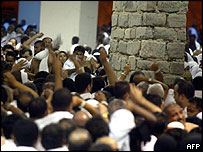 Poutníci v údolí Mína