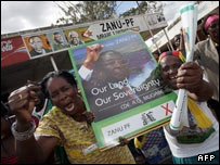 طرفداران رابرت موگابه