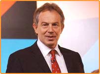 ٹونی بلیئر کئی ایک خلاف جنگ امیدواروں کے جیتنے کے باوجود انتخابات جیت چکے ہیں۔