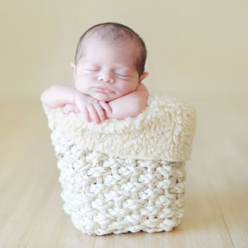 Foto do livro "Sleeping Beauties: Newborns in Dreamland