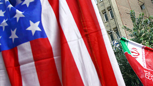 Прапори США та Ірану 