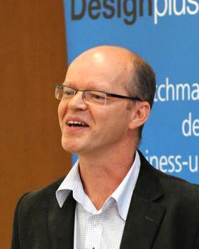 史蒂文·格林在研讨会上