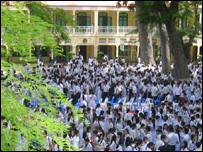 học sinh tiểu học tại Hà nội