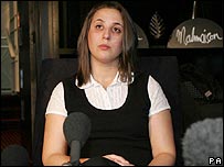 Vợ goá hạ sỹ Hull