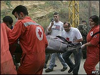 امدادگران در محل انفجار 