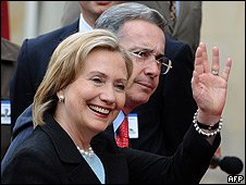 Llegada de Hillary Clinton al Palacio de Nariño junto al presidente Álvaro Uribe