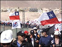 Protesto de grevistas na mina Escondida