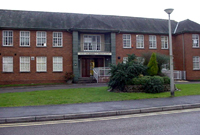 Neuadd y dref Rhydaman