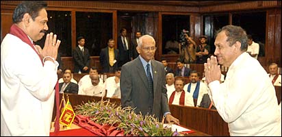 Jayasuriya sworning in as a new minister (photo Sudath Silva)