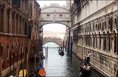 ونیز