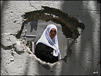 زنی پس از بمباران در غزه